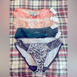 SET OF 4 SOMA-brand Embraceable Lace Bikini Panties. ALL NWT! Never tried on. XL